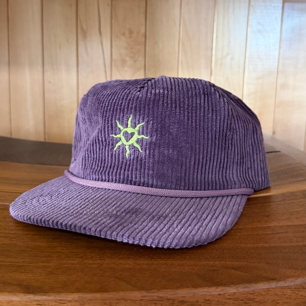 Heart Burst Corduroy Rope Hat